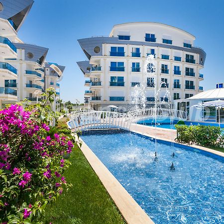 Melda Palace Анталия Екстериор снимка